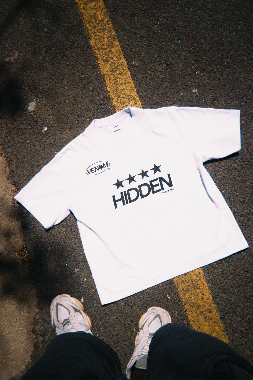 HIDDEN FORCE TEE - WHITE & BLACK